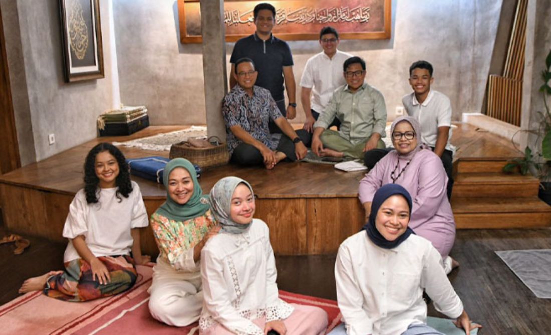 Cak Imin dan Keluarga datang Lebaran ke Rumah Anies Baswedan